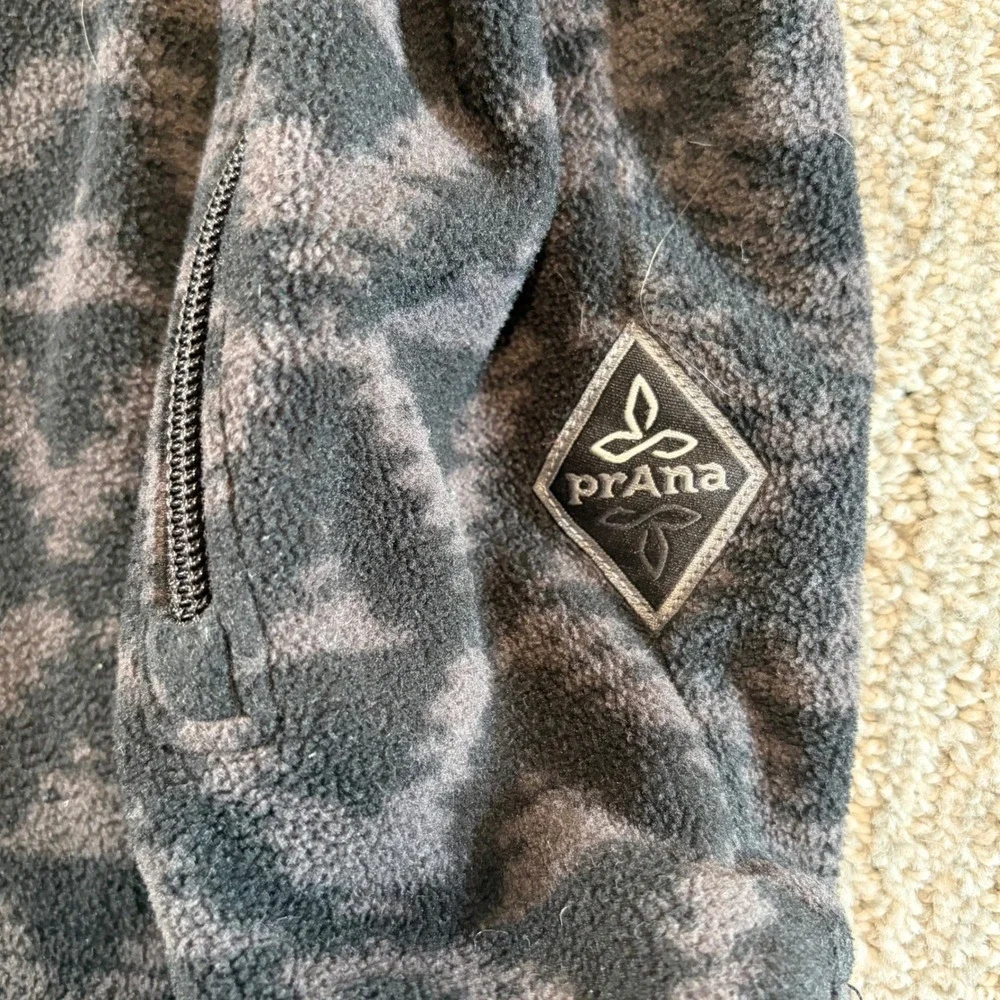 Prana‎ Fleece Pullover Mens Medium Black Aztec Geometric Quarter Zip Jacket